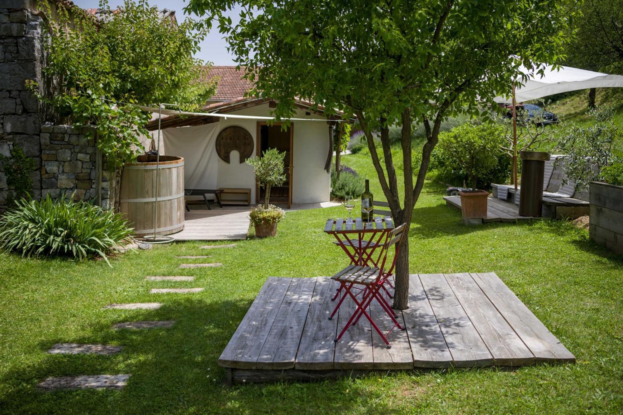 Villa Artes With Free Hot Tub & Sauna Branik Esterno foto